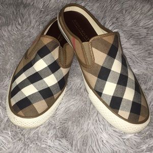 Burberry slide on sneaker.